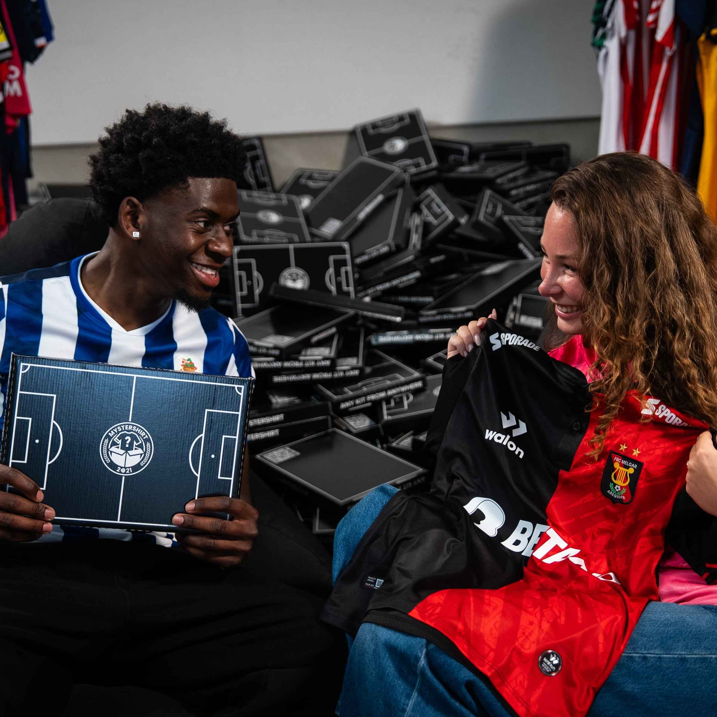 Premium Football Shirt Mystery Box 1+1 Free voetbaltenues Mystershirt